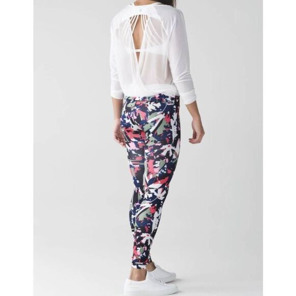 LULULEMON ATHLETICA Wunder Under Pant III (Full On Luxtreme) Size 8 - Picture 2 of 4